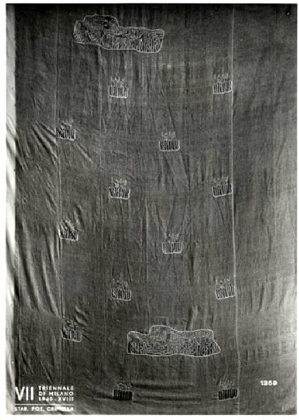 VII Triennale - Mostra dell'E.N.A.P.I. - Ricami e merletti - Tenda ricamata di Antonietta Ruelle