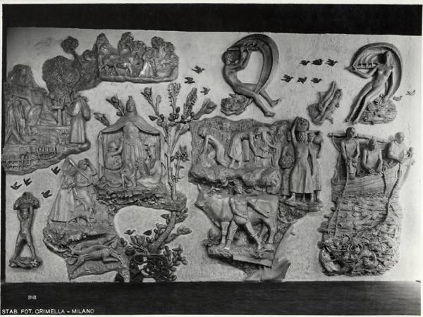 VII Triennale - Mostra delle Scuole d'arte - Bassorilievo su disegno di Ferruccio Pasqui