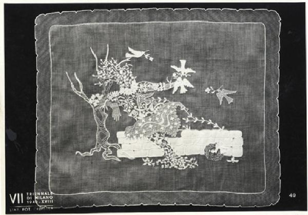 VII Triennale - Mostra dei tessuti e dei ricami - Sezione dei merletti e dei ricami - Centro ricamato di Ines Bignaschi