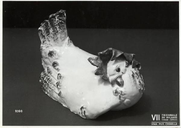 VII Triennale - Mostra della ceramica - Gallina in ceramica di Aldo Ajò