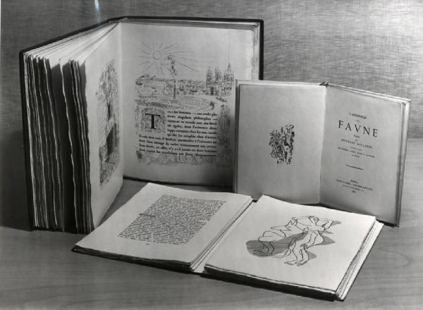 IX Triennale - Mostre temporanee - Mostra internazionale di oggetti d'arte applicata eseguiti da pittori e scultori - Libri illustrati da Dufy, Manet, Laurens.