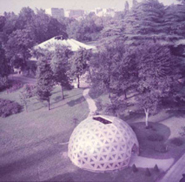 X Triennale - Parco Sempione - Partecipazione statunitense. Abitazione a cupola geodetica Füller - Roberto Mango