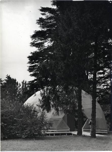 X Triennale - Parco Sempione - Partecipazione statunitense. Abitazione a cupola geodetica Füller - Roberto Mango