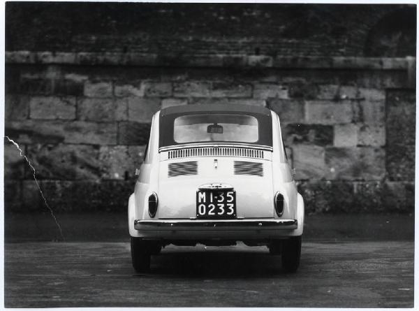 XI Triennale - Mostra internazionale dell'Industrial Design - Retro della Fiat 500 - Dante Giacosa