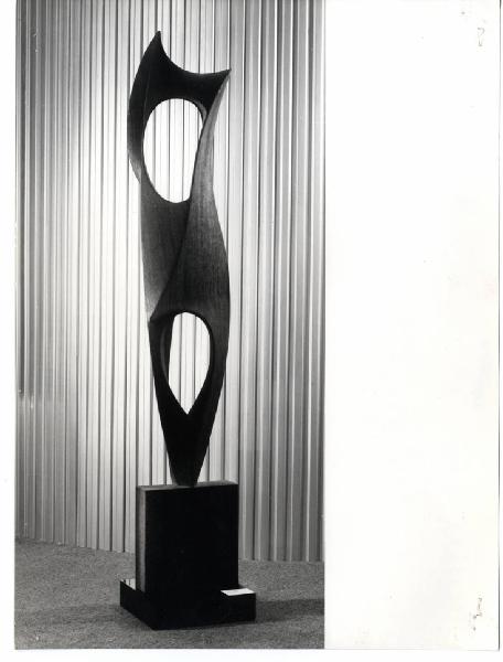 XI Triennale - Sezione della Francia - Scultura in legno "Analyse d'ombre" - Etienne Béothy