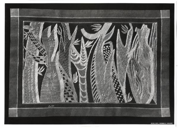 XI Triennale - Mostra delle Produzioni d'arte - Sezione dei pizzi, ricami, alabastri - Striscia ricamata su velo - Leonardo Spreafico