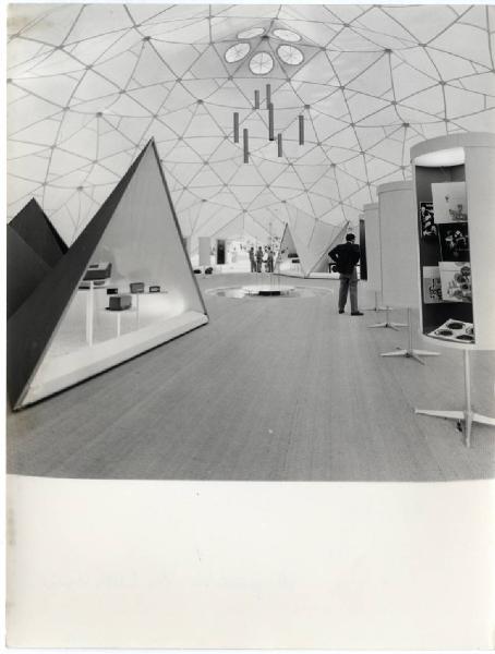 XI Triennale - Parco Sempione - Stati Uniti d'America - Cupola geodetica di Füller - Paul McCobb