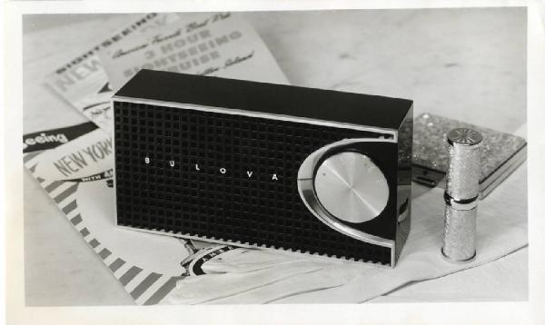 XI Triennale - Parco Sempione - Stati Uniti d'America - Radio tascabile a transistor
