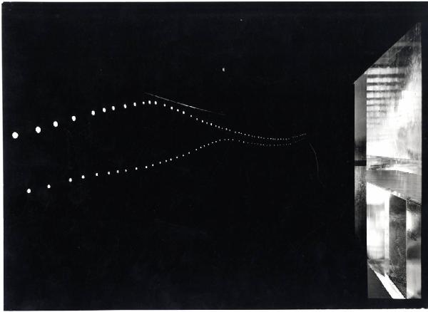 XIII Triennale - Sezione introduttiva a carattere internazionale - Complesso di otto condotti a sezione quadrata - Ottavo condotto: utopie