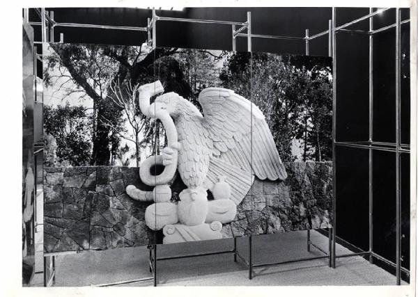 XIII Triennale - Sezione del Messico - L'aquila e il serpente