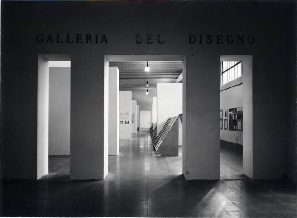 XVI Triennale - Primo ciclo - Galleria del disegno - Ingresso