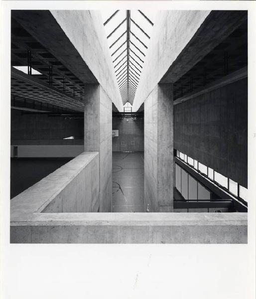 XVI Triennale - Primo ciclo - Galleria del disegno - Mario Botta: architetture e progetti negli anni '70 - Palestra comunale di Balerna