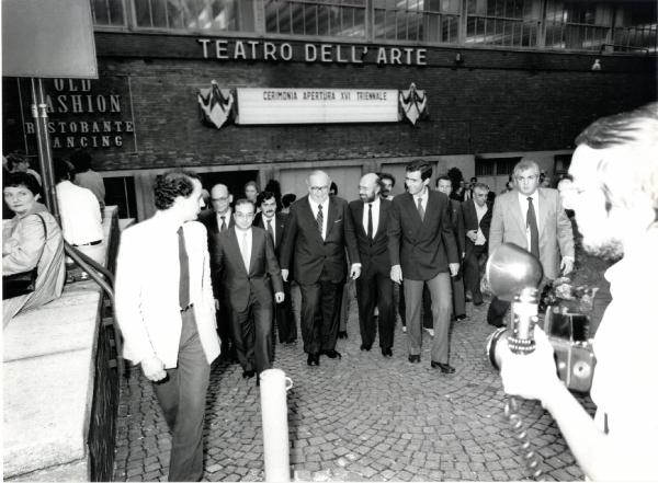 XVI Triennale - Secondo ciclo - Cerimoniale - Inaugurazione - Giovanni Spadolini - Giampaolo Fabris - Carlo Tognoli