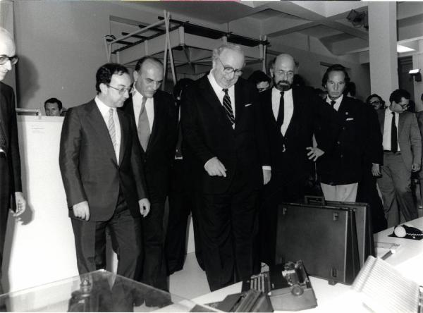 XVI Triennale - Secondo ciclo - Cerimoniale - Inaugurazione - Giovanni Spadolini - Giampaolo Fabris - Carlo Tognoli