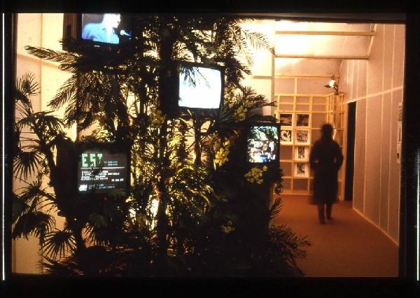 XVI Triennale - Terzo ciclo - Lo spazio audiovisivo - Lo spazio scenografico della televisione italiana