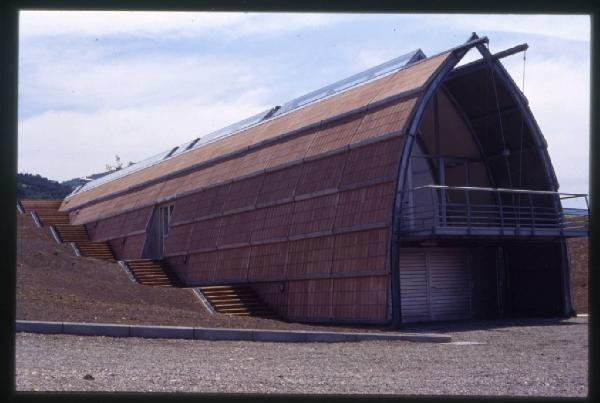 XIX Triennale - Le partecipazioni internazionali - Padiglione Italia - Centro di canottaggio sul lago di Corbara (Tr)