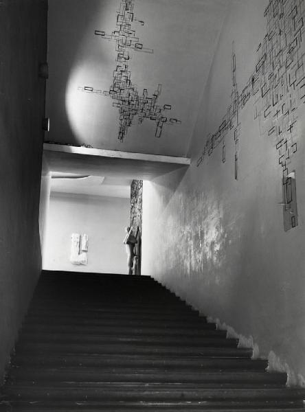 IX Triennale - Palazzo dell'Arte - Atrio e Scalone d'Onore - Luciano Baldessari e Marcello Grisotti - Decorazione di Gianni Dova