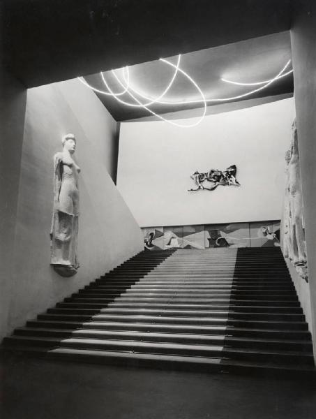 IX Triennale - Palazzo dell'Arte - Scalone d'Onore - Luciano Baldessari e Marcello Grisotti
