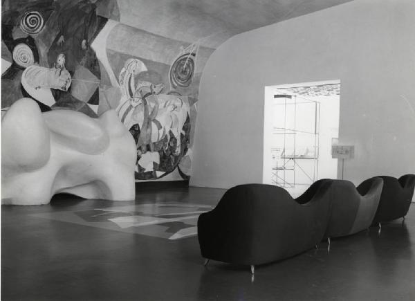 IX Triennale - Palazzo dell'Arte - Scalone d'Onore e vestibolo del primo piano - Luciano Baldessari e Marcello Grisotti