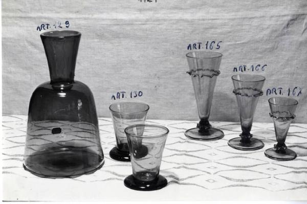 IX Triennale - Padiglione del Vetro - Vaso e bicchieri in vetro