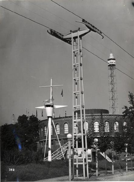 IX Triennale - Mostra internazionale dell'architettura in movimento - Mezzi di trasporto marittimi - Seggiovia del Parco