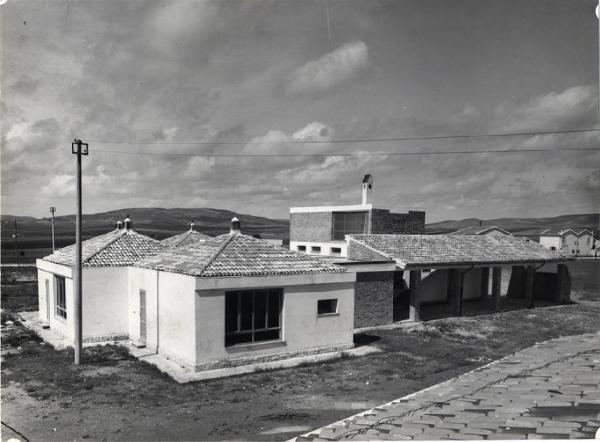 XII Triennale - La casa e la scuola - Settore rurale - Matera - quartiere La Martella - Asilo infantile - Ludovico Quaroni