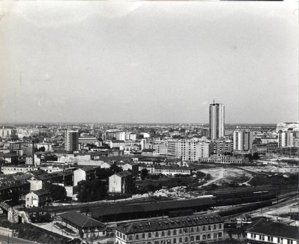 XII Triennale - Proposta di trasformazione della Zona Farini di Milano - Milano - Quartiere Isola - Veduta aerea