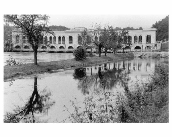 Somma Lombardo - Canale Villoresi - Opere di presa del Panperduto - Edificio di presa - Vegetazione