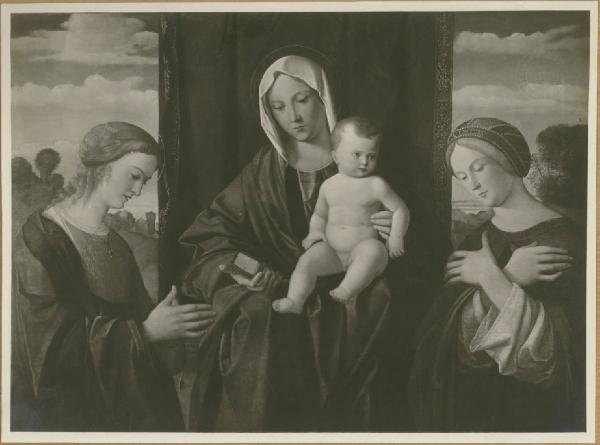 Pittore Belliniano - Madonna con Bambino tra Santa Caterina e Santa Maddalena - Dipinto