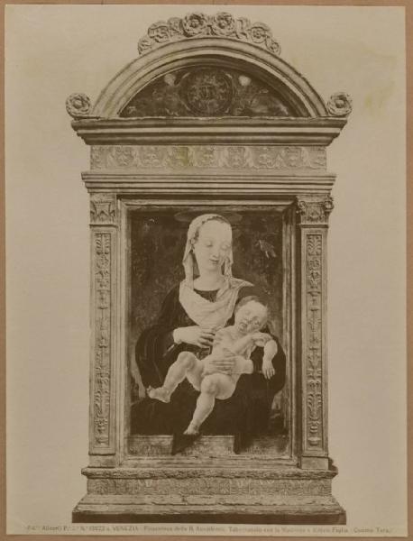 Tura, Cosme' - Madonna con Bambino dormiente - Dipinto - Venezia - Gallerie dell'Accademia