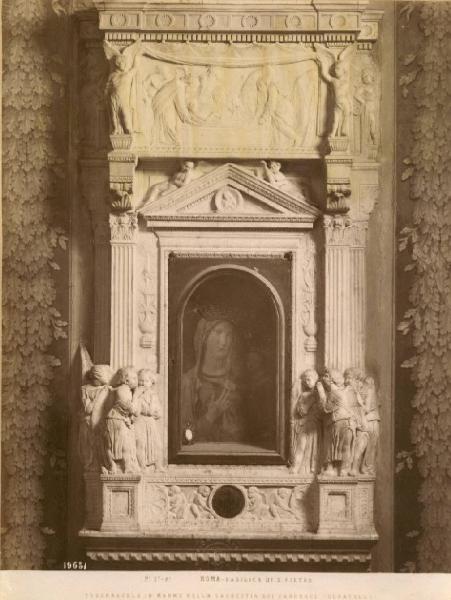Donatello - Tabernacolo del Sacramento - Scultura in marmo - Roma - Basilica di San Pietro - Sagrestia dei Beneficiati (Museo Petriano)