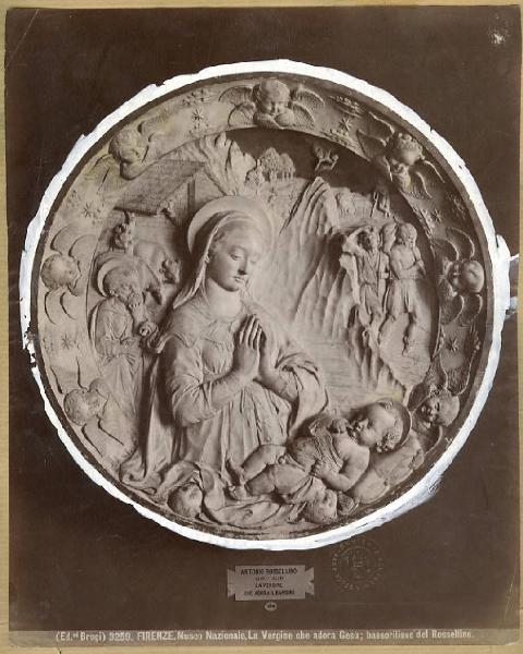 Rossellino, Antonio - Madonna in adorazione del Bambino e annuncio ai pastori - Scultura in marmo - Rilievo - Firenze - Museo Nazionale del Bargello