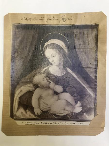 Pittore lombardo sec. XVI - Madonna con Bambino - Dipinto su tela - Milano - Collezione G. B. Vittadini