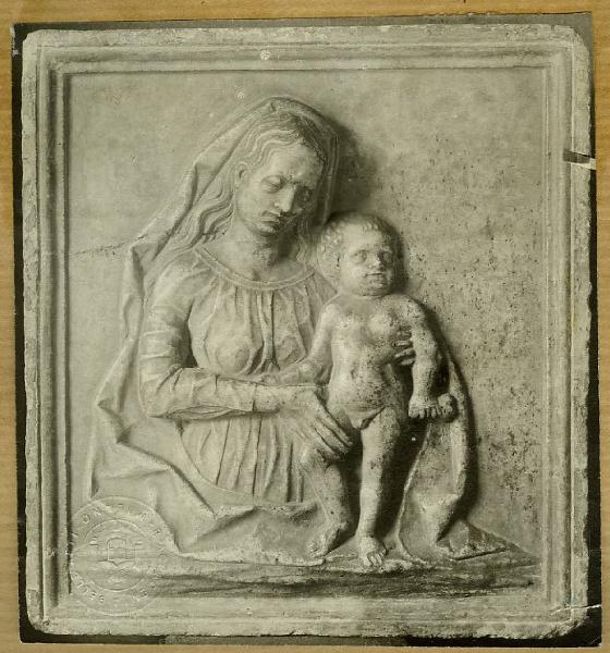 Madonna con Bambino - Scultura - Bassorilievo