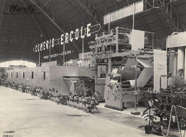 Mostra del cotone, rayon e macchine tessili di Busto Arsizio 1952 - Stand della Ditta Comerio Ercole