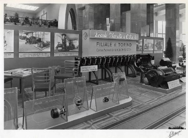 Salone della tecnica di Torino 1952 - Stand della Ercole Marelli