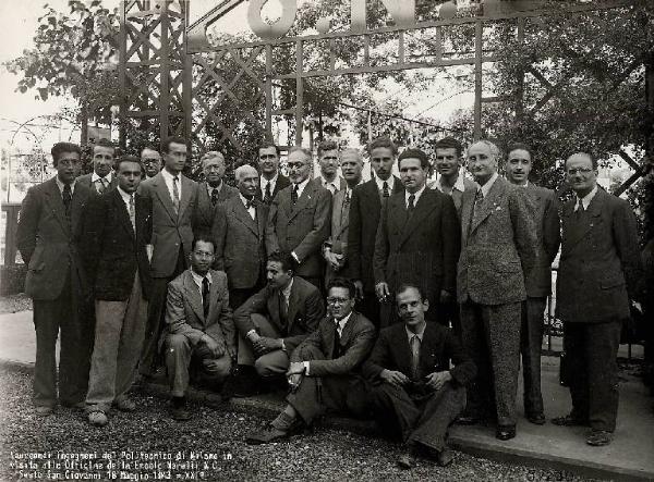 Ercole Marelli (Società) - Visita di laureandi del Politecnico di Milano - Ritratto di gruppo