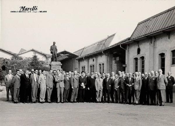 Ercole Marelli (Società) - Visita dei direttori di filiale e rappresentanza - Ritratto di gruppo