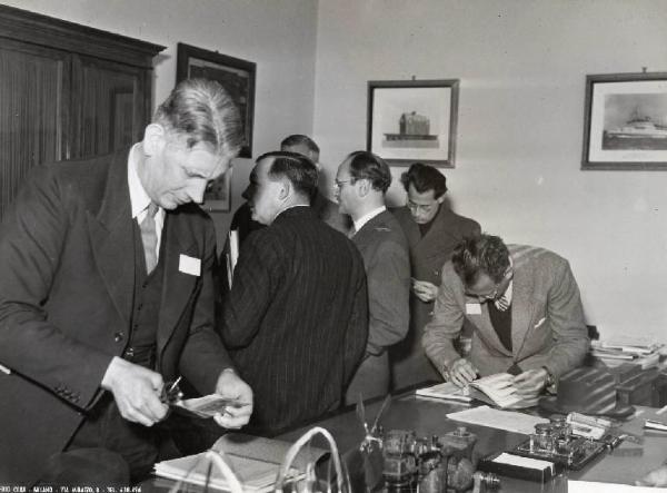 Ercole Marelli (Società) - Visita di una delegazione dell'Organizzazione europea di cooperazione economica (O.E.C.E.)