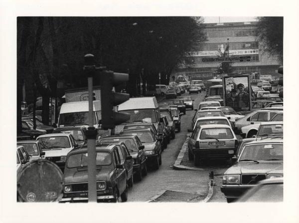 Milano - Zona Fiera - Traffico automobilistico