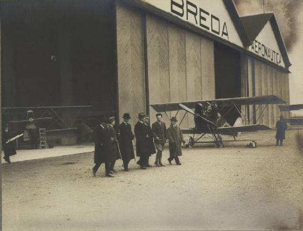 Sesto San Giovanni, Cinisello Balsamo, Bresso  - Società italiana Ernesto Breda per costruzioni meccaniche (Sieb) - Sezione aeronautica - Visita di una missione turca