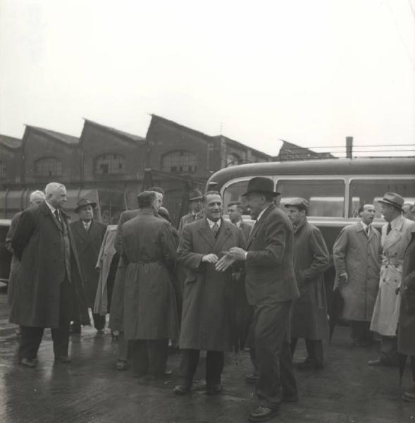 Sesto San Giovanni - Società italiana Ernesto Breda per costruzioni meccaniche (Sieb) - Visita di un gruppo di giornalisti stranieri