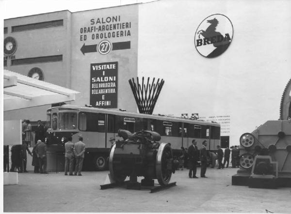 Milano - Fiera campionaria del 1959 - Padiglione della Breda - Esterno
