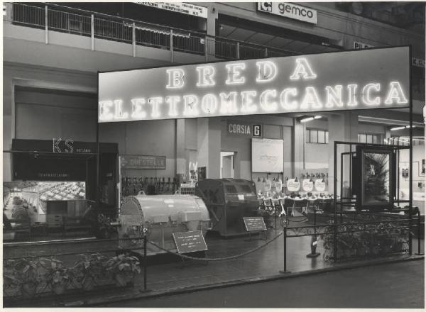 Milano - Fiera campionaria del 1967 - Stand della Breda elettromeccanica