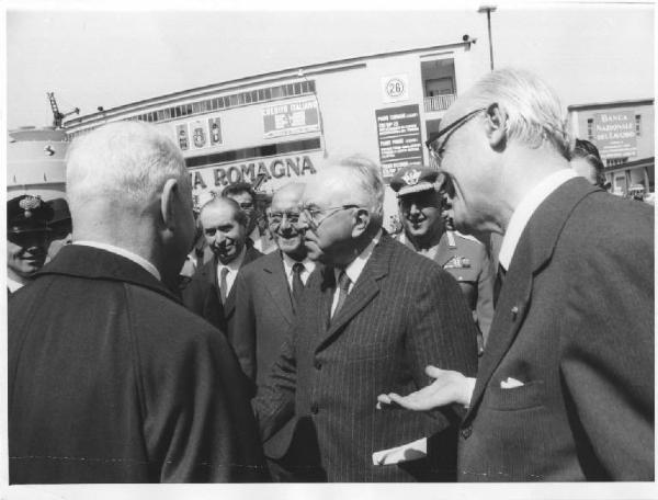 Milano - Fiera campionaria del 1970 - Visita del ministro dell'Industria, del commercio e dell'artigianato Silvio Gava