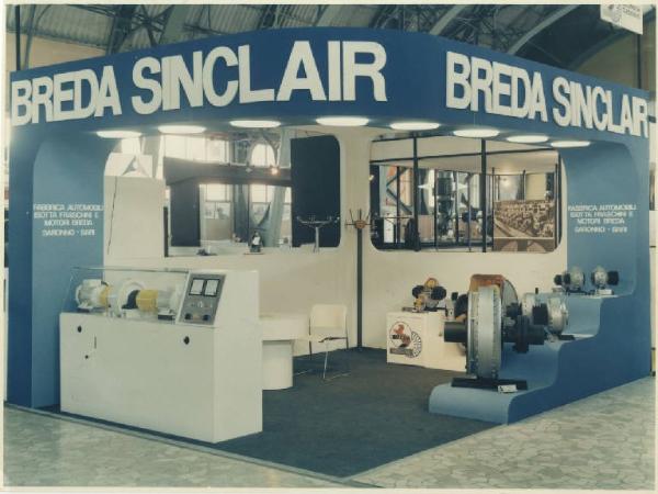 Milano - Fiera campionaria del 1971 - Stand della Breda Sinclair