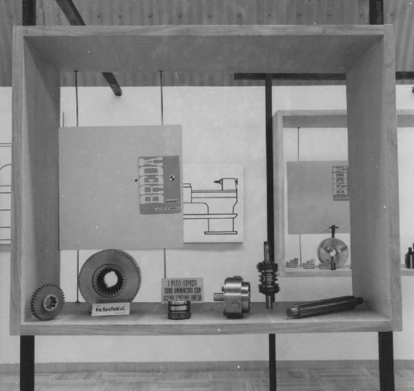 Milano - Mostra delle macchine utensili del 1958 - Stand della Breda