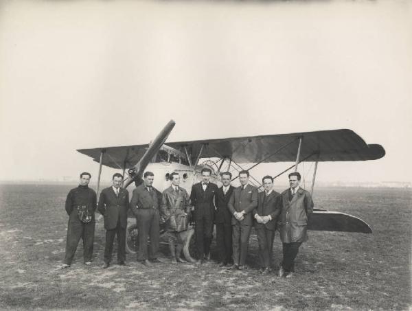 Sesto San Giovanni - Scuola per aviatori Breda - Istruttori - Ritratto di gruppo