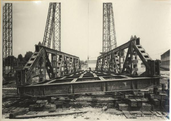 Marghera - Cantiere navale Breda - Produzione industriale - Ponti ferroviari