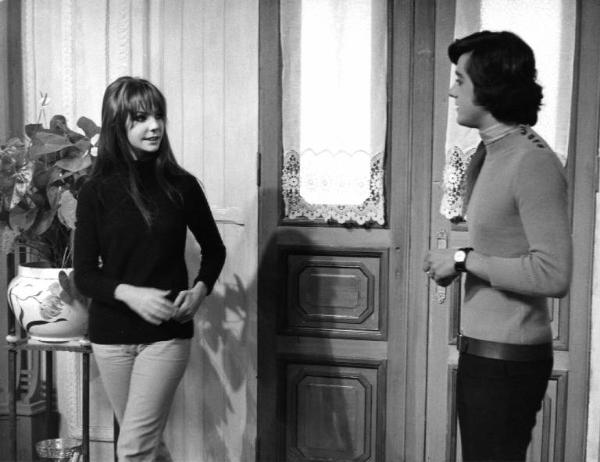Scena del film "I tulipani di Haarlem" - Regia Franco Brusati - 1970 - L'attrice Carole André e un attore non identificato